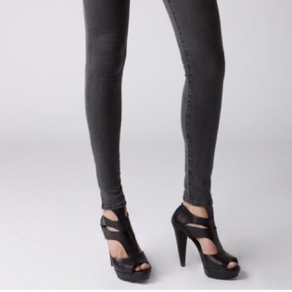 7 for All Mankind Grey Gwenevere Skinny Jeans - Picture 5 of 5